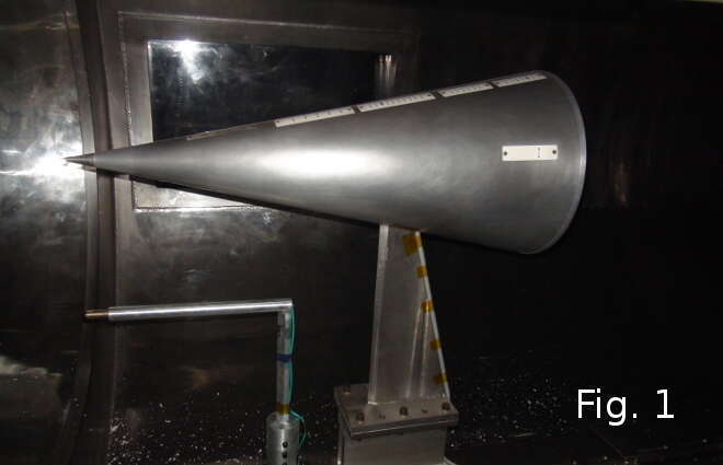 Cone model inside HST4 test section.